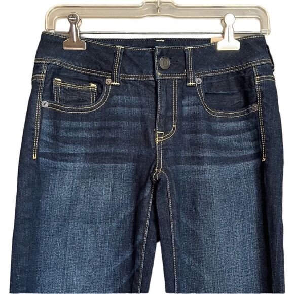 NEW! American eagle dark wash kick boot jeans - Picture 3 of 11
